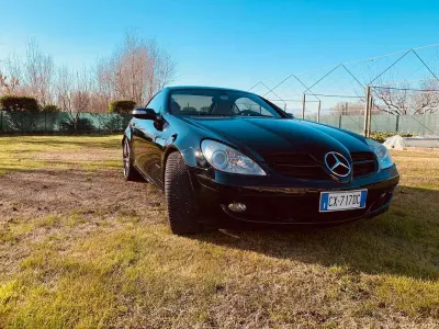 Usata Mercedes SLK200 163 CV (119 kW) 2005 Cabrio
