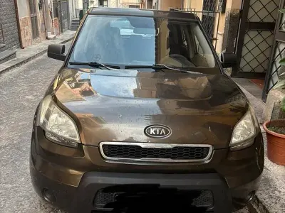 Usata Kia Soul 128 CV (94 kW) 2009 Marrone SUV
