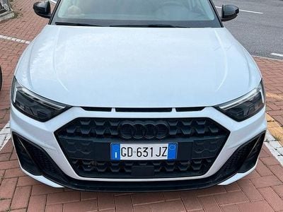 Usado Audi A1 Ambiente 110 CV (80 kW) 2020 Blanco SUV