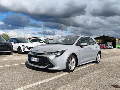 Second-hand Toyota Corolla Style 122 CP (89 kW) 2021 Gri Berlinǎ