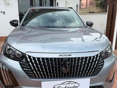 Usata Peugeot 2008 Allure 102 CV (75 kW) 2024 Argento SUV