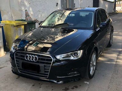 usata Audi A3 1.6 TDI Ambition s. Tronic 105cv