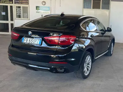 Usata BMW X6 258 CV (189 kW) 2015 Nero SUV