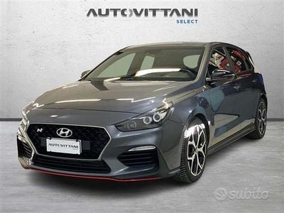 Usata Hyundai i30 250 CV (183 kW) 2019 Grigio scuro Berlina