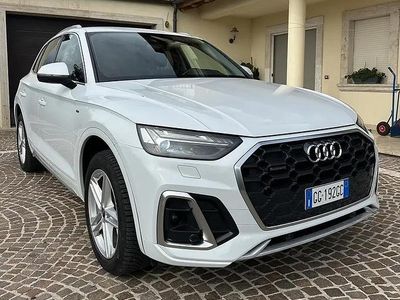 Bianco Usata 2021 Audi Q5 Ambiente SUV | 33.900 € (Buon prezzo)