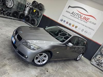 Usata BMW 318 143 CV (105 kW) 2010 Grigio Station wagon