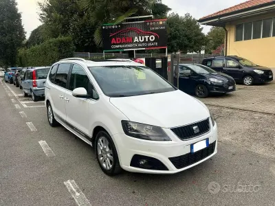 Usata Seat Alhambra Reference 140 CV (102 kW) 2011 Bianco metallizzato Monovolume