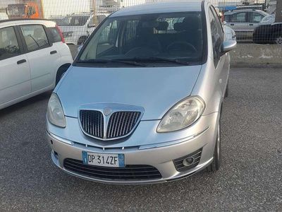 Usata Lancia Musa 69 CV (50 kW) 2008 Monovolume