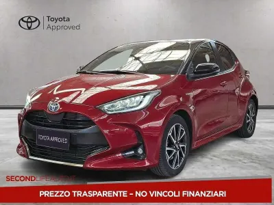 Usata Toyota Yaris Style 116 CV (85 kW) 2020 Rosso Utilitaria