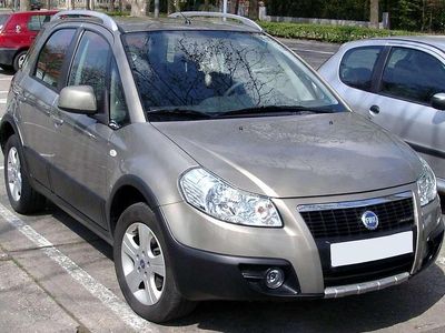 Begagnad Fiat Sedici Dynamic 135 HK (99 kW) 2010 SUV