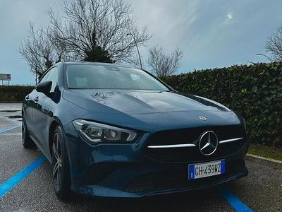 Usata Mercedes CLA180 2022 Blu Berlina