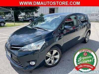 usata Toyota Avensis Verso 1.6 D-4D Active 7 posti Zugliano