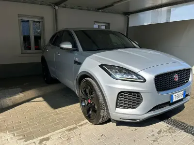 Usata Jaguar E-Pace R-Dynamic 150 CV (110 kW) 2018 Grigio SUV