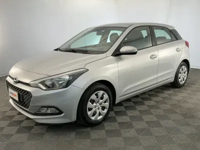 Usata Hyundai i20 Classic 85 CV (62 kW) 2017 Grigio