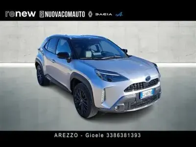 Usata Toyota Yaris Cross 116 CV (85 kW) 2022 Grigio SUV