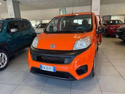 Usata Fiat Qubo Easy 77 CV (56 kW) 2018 Arancione Monovolume
