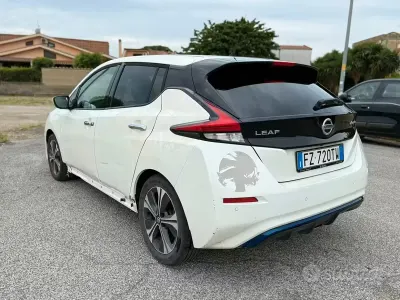 Używany Nissan Leaf 89 kW (122 KM) 2019 Biały Hatchback