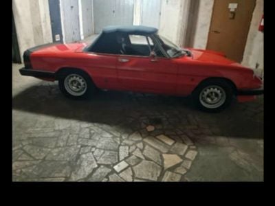 Usata Alfa Romeo Spider 104 CV (76 kW) 1985 Rosso Cabrio