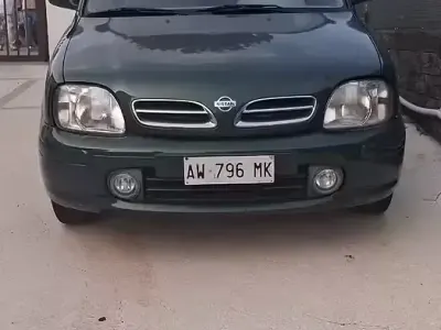 Usata Nissan Micra 75 CV (55 kW) 1998 Bluazzurro Utilitaria