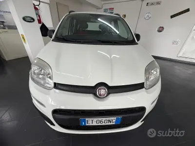 Usata Fiat Panda Lounge 69 CV (50 kW) 2014 Bianco Utilitaria