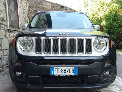 Usata Jeep Renegade Longitude 120 CV (88 kW) 2015 Nero SUV