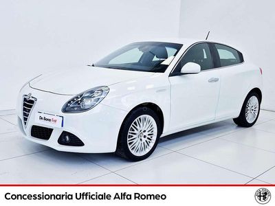 Usata Alfa Romeo Giulietta Distinctive 105 CV (77 kW) 2012 Bianco Utilitaria