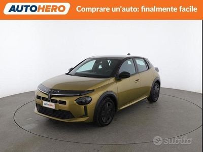 Usata Lancia Ypsilon 101 CV (74 kW) 2025 Oro Utilitaria