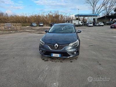 Usata Renault Mégane IV Bose Edition 110 CV (80 kW) 2017 Grigio Berlina