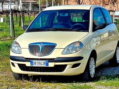 Usata Lancia Ypsilon 2006 Utilitaria