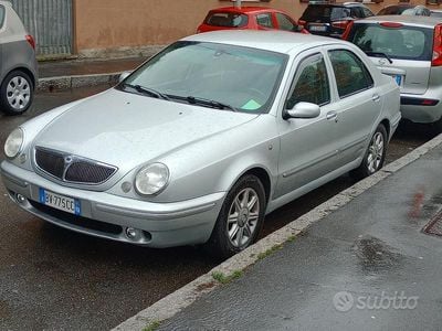 Lancia Lybra