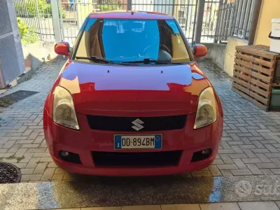 Usata Suzuki Swift GL 92 CV (67 kW) 2007 Rosso Utilitaria
