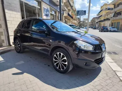 Usata Nissan Qashqai Tekna 110 CV (80 kW) 2012 Marrone SUV
