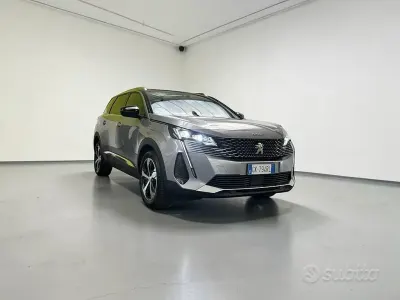 Usata Peugeot 5008 GT 131 CV (96 kW) 2022 Grigio SUV