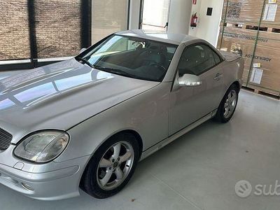 Mercedes SLK320