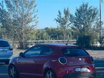 Usata Alfa Romeo MiTo 155 CV (114 kW) 2009 Rosso Utilitaria