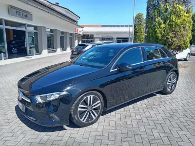 Usata Mercedes A180 Business 116 CV (85 kW) 2019 Nero Berlina