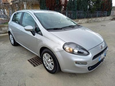 Usata Fiat Punto Lounge 85 CV (62 kW) 2014 Grigio Berlina