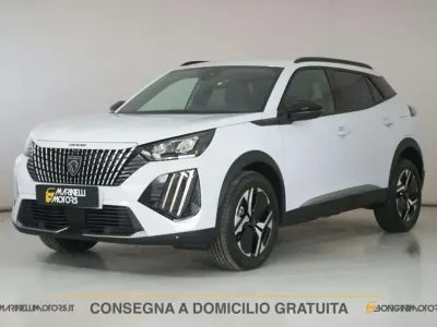 Usata Peugeot 2008 Allure 101 CV (74 kW) 2025 Bianco SUV