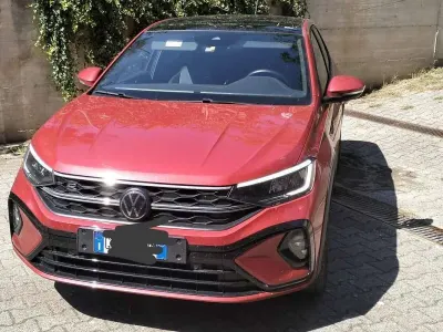 Usata VW Taigo R-line 110 CV (80 kW) 2023 Rosso SUV