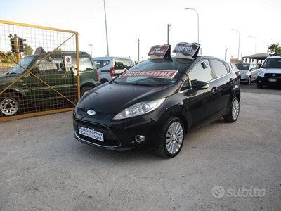 Usata Ford Fiesta Titanium 68 CV (50 kW) 2009 Nero Utilitaria