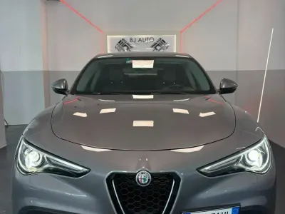 Usata Alfa Romeo Stelvio Ti 190 CV (139 kW) 2021 Grigio SUV