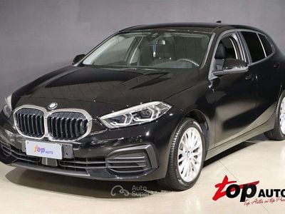 Begagnad BMW 118 M Sport 150 HK (110 kW) 2022 Svart Halvkombi