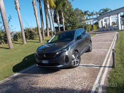 Usata Peugeot 3008 Allure 131 CV (96 kW) 2022 Grigio SUV