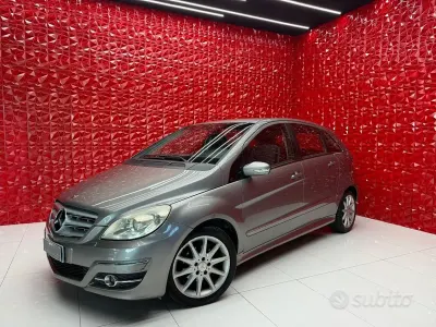Usata Mercedes B170 116 CV (85 kW) 2008 Grigio Monovolume