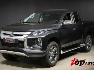 Usata Mitsubishi L200 149 CV (109 kW) 2021 Nero Pick-up