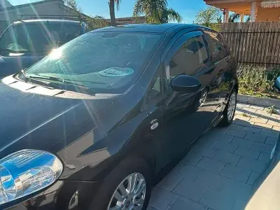 Usata Fiat Grande Punto Sport 90 CV (66 kW) 2007 Nero Utilitaria