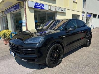 Usata Porsche Cayenne 470 CV (345 kW) 2023 Nero lucido SUV