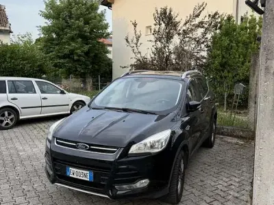 Usata Ford Kuga Individual 163 CV (119 kW) 2013 SUV