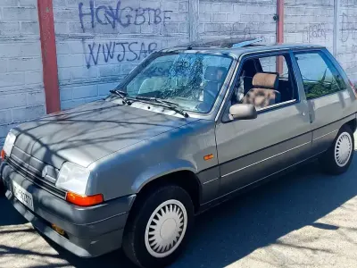 Usata Renault Super 5 54 CV (39 kW) 1990 Grigio Utilitaria