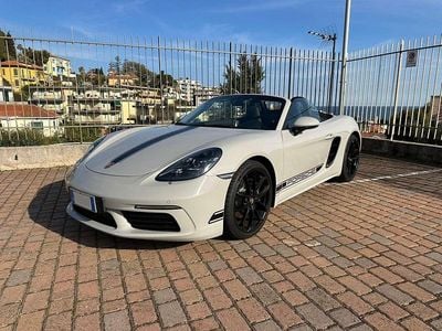 Usata Porsche 718 Boxster Edition 299 CV (219 kW) 2024 Grigio gesso Cabrio